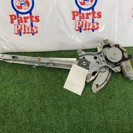 Right Front Window Reg/Motor